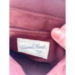 Universal Threads Corduroy crossbody bag Photo 4