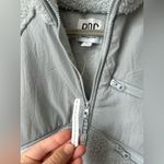 BDG Women's Urban Outfitter Chuck Fleece Zip-Up Grey Jacket Size L Photo 6