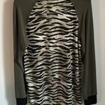 Suzanne Betro New Weekend by Colorblock Animal Print Raglan Long Sleeve Top Photo 3
