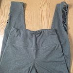SO Women’s  Strappy Capri Leggings Stretchy Soft Gray Size Medium Photo 2