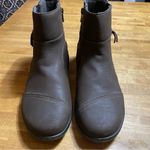 EastLand  Bella Women's Shoes 11 Photo 1