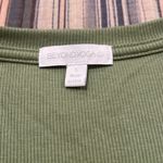 Beyond Yoga  V Neck Ribbed Short Sleeve Tee NWT size Small Photo 1