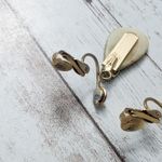 Vintage Clip On Earrings Teardrop Shape Mother of Pearl? Dangle Photo 4