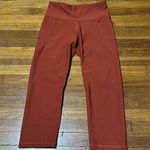 Old Navy Active Elevate Leggings, Cropped, Sz M Photo 0