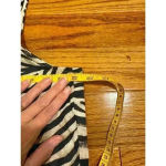 Joie J  Zebra Print Sleeveless Blouse Button-Down Linen Top Large Black & White Photo 4