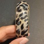 Womens leopard print plastic bracelet Black Photo 1