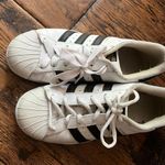 Adidas Superstar Shoes White Photo 2