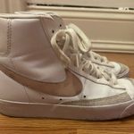 Nike Light pink Women’s blazers 6.5 Photo 0
