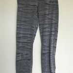 Beyond Yoga Surf Wash gray tie dye back gather leggings size XS extra small Photo 2