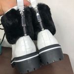 NEW Sigerson Morrison Macre2 White Black Leather Faux Fur Lace Up Winter Boots Size 6 Photo 1