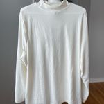 Como Blu super soft new with tag top with cut out in a size 3X cream work casual Photo 13