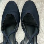 Munro Black Heels with Sleek Design Photo 7