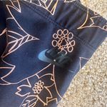 Nike PRO Hawaiian Floral Active Leggings Workout Running Athleisure Sz Medium. Photo 3