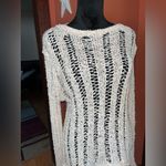 H&M  long sleeve knit shirt Photo 1