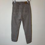 American Eagle  Women's‎ Gray High Waisted Mom Jeans Stretch Size 2 Regular Photo 3