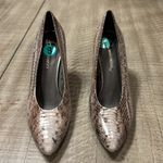 B Makowsky  Heels Pumps Leather Snakeskin Print Embossed Size 8: Photo 1