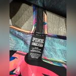 PINK - Victoria's Secret PINK Victoria’s Secret Vibrant Tropical Print Leggings and sport bra 🤍 Photo 8