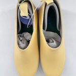 Jambu NWT JBU by Women's Bumblebee Garden Ready Rain Shoes Yellow Gray Size 11 Photo 4