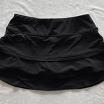 Athleta Swagger Tiered Athletic Skort Skirt with built in shorts preppy tennis Photo 2