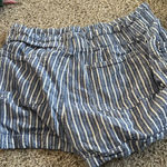 Rewind Women’s shorts Photo 0