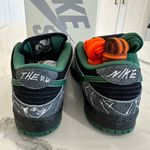Nike SB Dunk Low Sneakers Photo 3