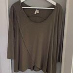 Free People  Bonsai Tulip Hem  3/4 Tee Photo 0