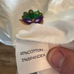 Sequin Mardi Gras mask tee White Size XXL Photo 4