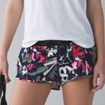 Lululemon  Hotty Hot‎ Running Shorts 2.5” Pop Cut Boom Juice Multi / Black 8 Photo 2
