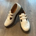 Dr. Martens NWT  White Mary Jane 8605 Photo 1