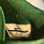 Nike Green Low tops. Size 9. Photo 5