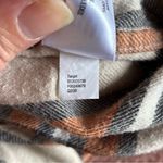 Universal Threads Universal Thread Women’s Plaid Button Down Shirt- Size Medium Photo 6