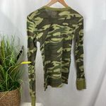 Glitter Gear Green Camouflage Print Arkansas Razorbacks Football Long Sleeve Tee Size M Photo 1