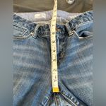 Gap  1969 Y2K Women’s Size 27/4a Low Rise Sexy Boot Jeans Medium Blue Wash. Photo 3
