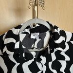 Princess Polly  Black and White Wave Button Down Shirt Photo 1