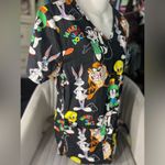 Looney Tunes ”What’s up Doc?” scrub top Photo 1