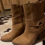 DV by Dolce Vit Dolce Vita Tan Booties Photo 0