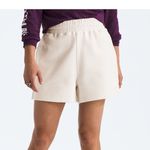 The North Face  Women’s Evolution Shorts, White dune, size XXL, NWT Photo 4