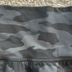 Athleta Salutation camo jogger Sz LP Photo 3
