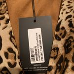 Pretty Little Thing NWT Leopard Plunge Top Photo 7