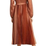 ZOE AND CLAIRE Long Sleeve Pleated Midi Dress in Sienna Size M Photo 1