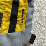 Dakine  Lightweight Backpack Hip Belt School Work Hiking Yellow Grey Photo 6