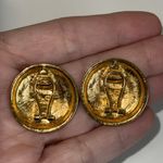 Liz Claiborne Vintage  Crest Shield Clip On Earrings Gold Tone Signed LC Photo 2