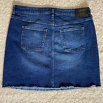 DKNY 5- Pocket Denim Mini Skirt Finished Raw Hem Size 12 Photo 1