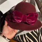 None Elegant Burgundy Hat with Velvet Bow Photo 3