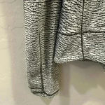 Lululemon  Squad Goals Hoodie Sheer Luon Pebble Jacquard V1 White Black 8 Photo 3