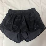 Lululemon Hotty Hot Shorts 2.5 Black Camo Photo 0