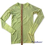 Lululemon  Swiftly Tech Long Sleeve Photo 5