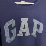 Gap EUC  women’s navy blue glitter decal‎ fleece lined long crewneck sweatshirt L Photo 3