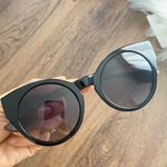 Alexander McQueen Sunglasses Photo 0