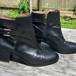 Louise et Cie  Zalia Ankle Boot Heel Zip Women's Black‎ Boot 9 Leather Short Photo 0